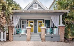 Gambino Getaway Shotgun Style Apt In The Heart Of Ybor City
